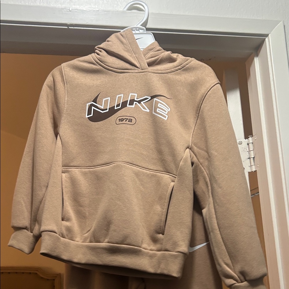 NWT/ boys Nike Beige Hoodie with Logo